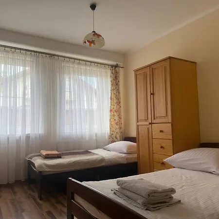 Sylwia Z Aneksami Kuchennymi W Kazdym Pokoju Accommodatie bij particulieren Ustroń