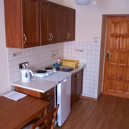 Kwatera prywatna Sylwia Z Aneksami Kuchennymi W Każdym Pokoju *